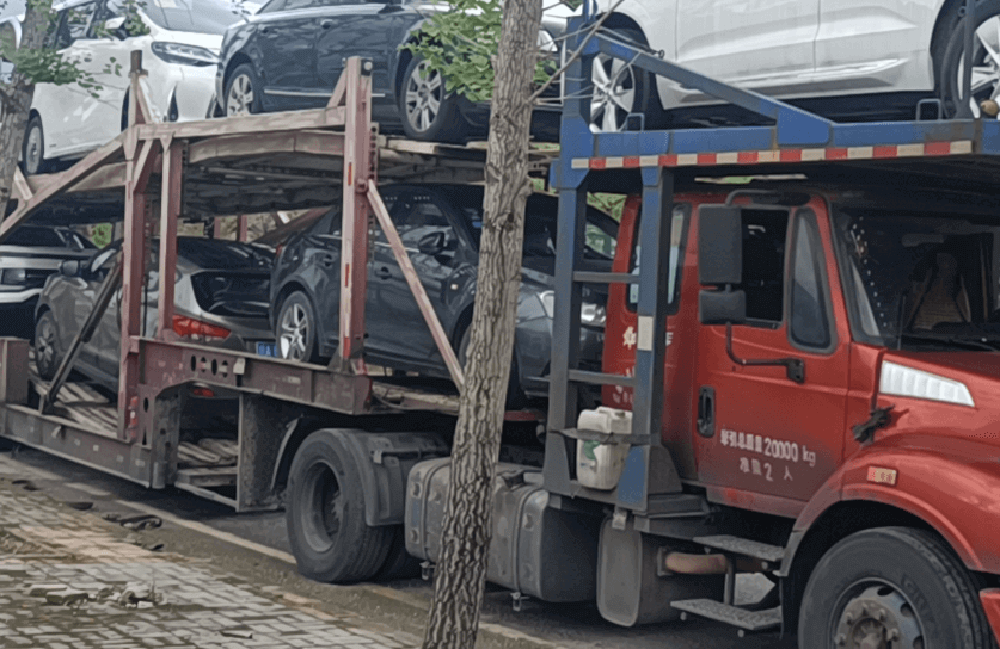 托運(yùn)小轎車需要關(guān)注哪些方面？這幾個(gè)比較容易疏忽的問(wèn)題您留心了嗎？